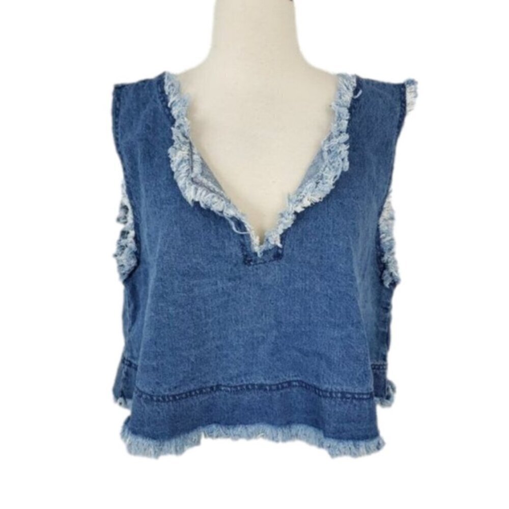 JOA J. O. A. Frayed Denim Sleeveless Crop Top S NWT Festival - Picture 2 of 7